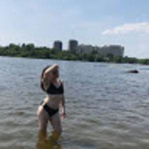 Meet your Posher, Brittany